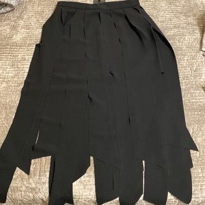 Troube cut out skirt